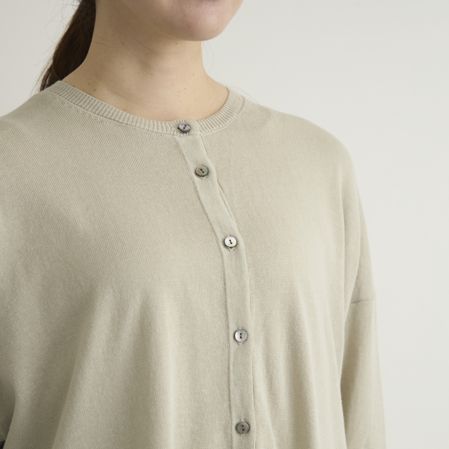 TUTIE./強撚コットンニットロングスリーブカーディガン